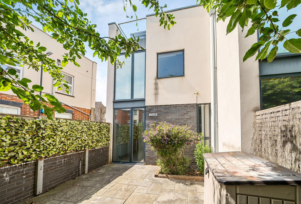 Main image of property: West Street, Bedminster, Bristol, Somerset, BS3