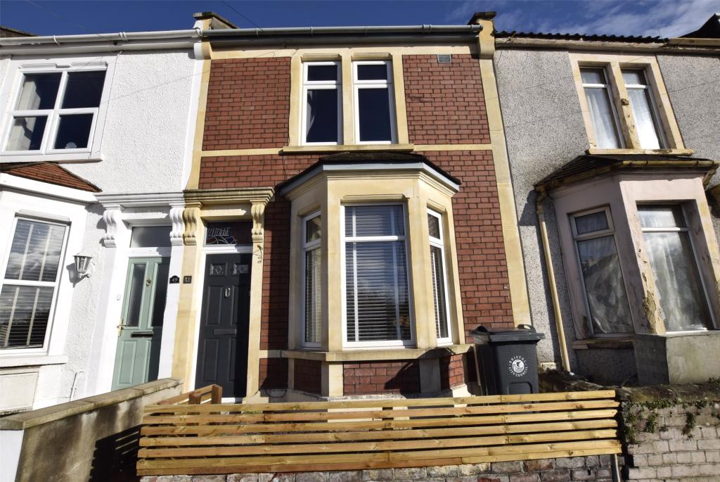 3 bedroom terraced house for sale in Luckwell Road, Bedminster, Bristol