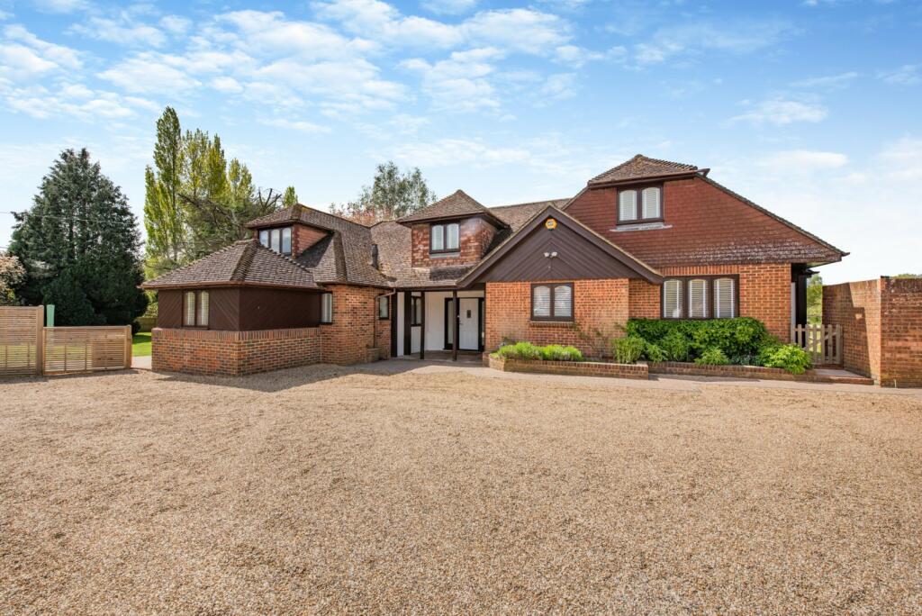 5 bedroom house for sale in Stone Pit Lane, Henfield, West Sussex, BN5