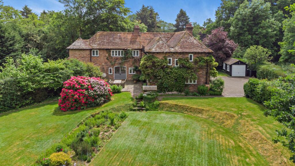 Main image of property: Billingshurst Road, Broadbridge Heath, Horsham, West Sussex