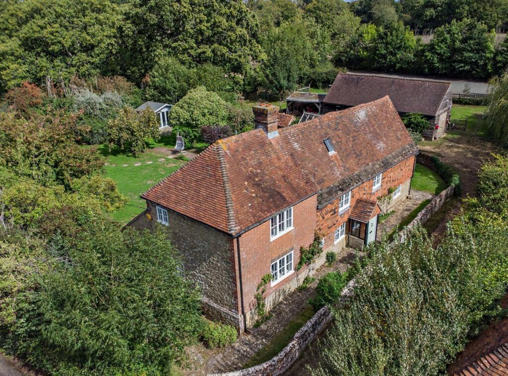 Main image of property: East Street, Billingshurst, West Sussex
