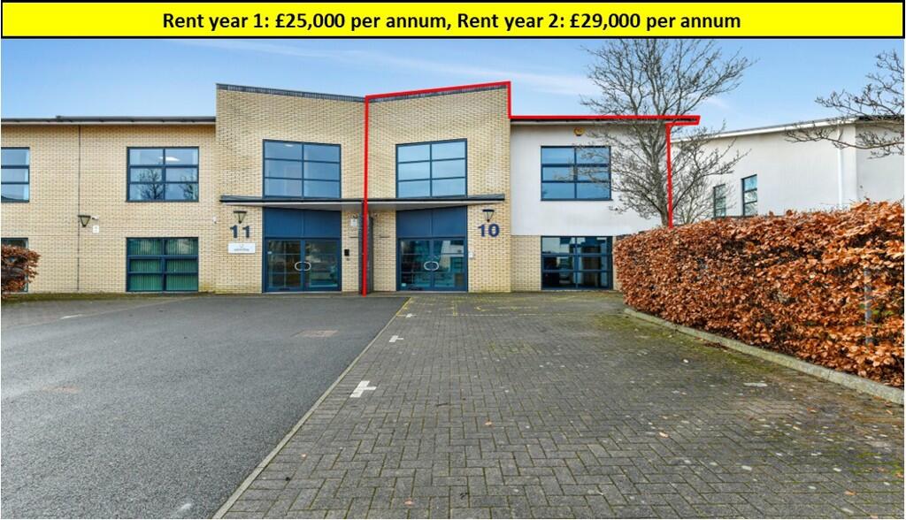 Main image of property: 10 The Triangle, Nottingham, Nottinghamshire