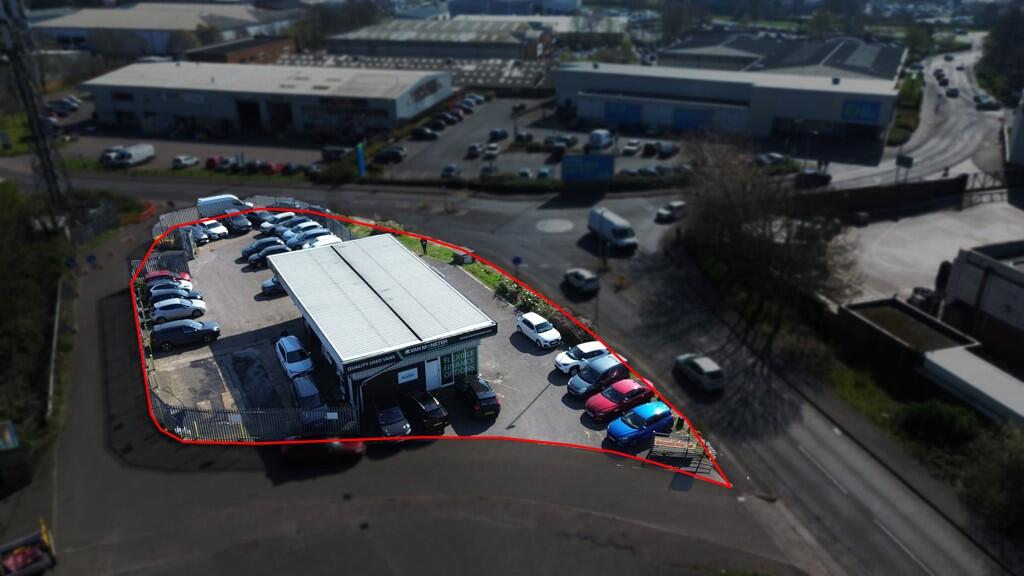 Main image of property: 16, Gambrel Road, Northampton