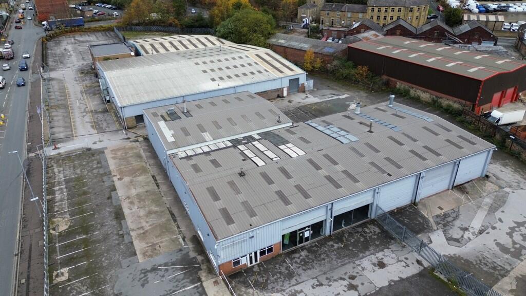 Main image of property: 268 Bradford Road, Batley, West Yorkshire