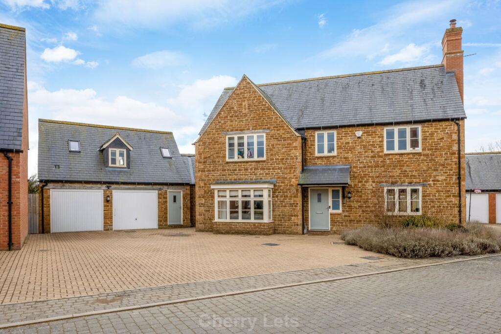 Main image of property: Buckingham Close, Kings Sutton, OX17