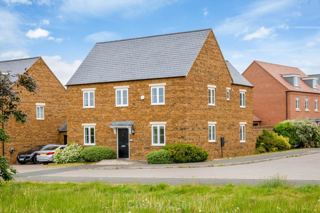 Main image of property: The Robins, Adderbury, OX17