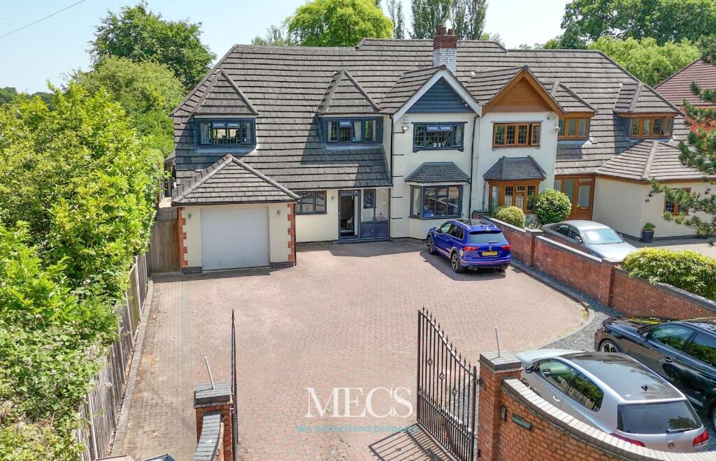 Main image of property: Tilehouse Lane, Tidbury Green, Solihull, West Midlands, B90 1PX