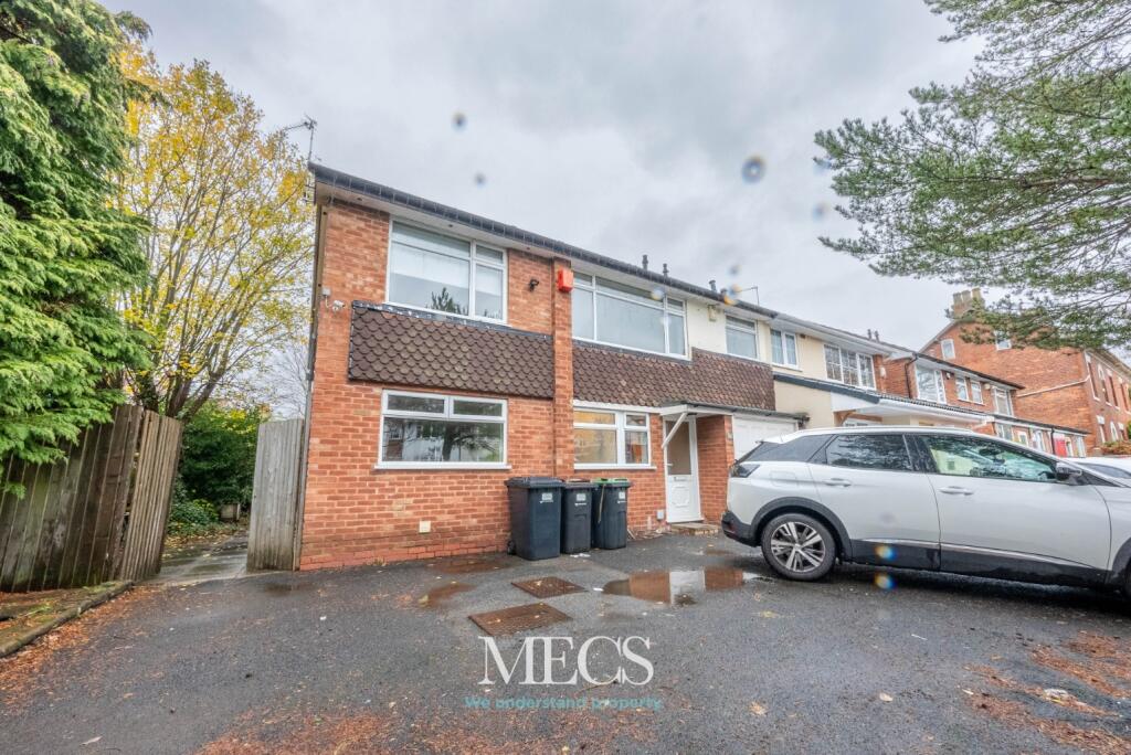 Main image of property: Lordswood Road, Birmingham, West Midlands, B17 9BH
