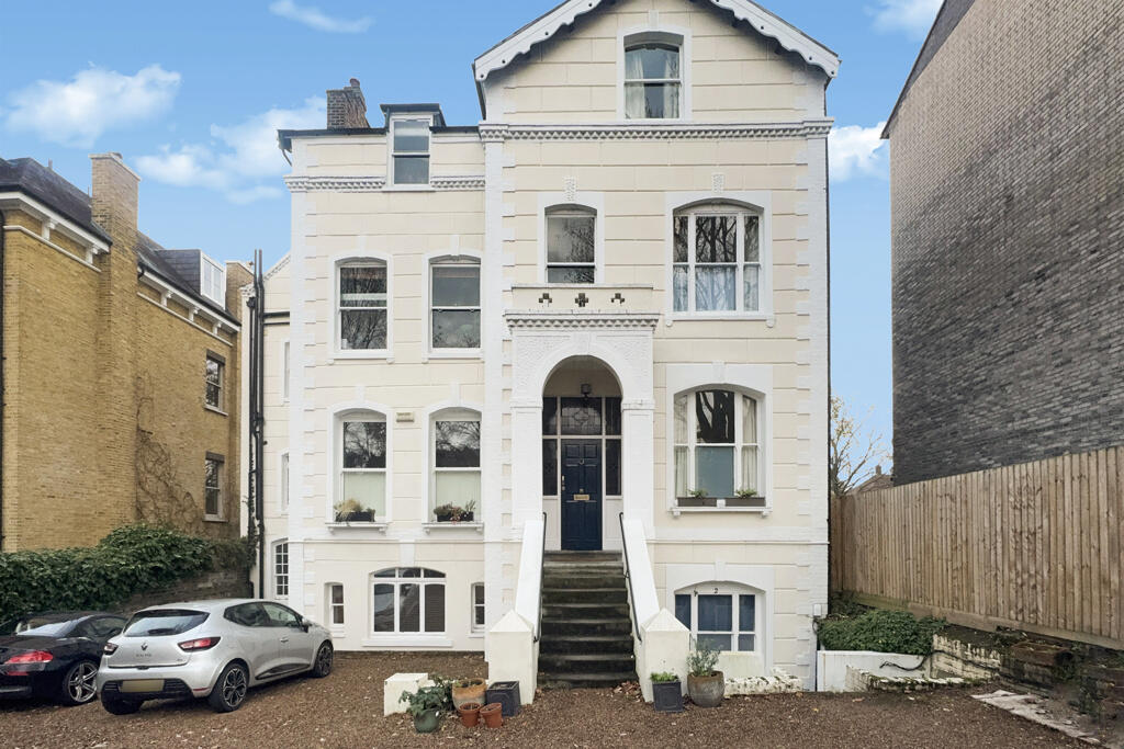 Main image of property: Grove Park, London, Greater London, SE5