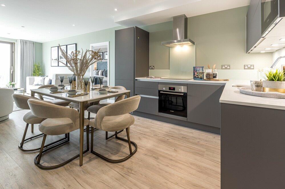 2 bedroom apartment for sale in The Lock, Greenford Quay, Greenford, UB6