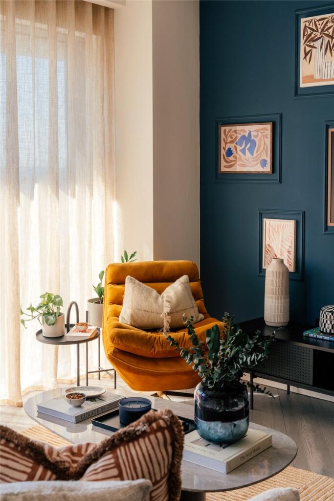 Main image of property: 50 Marsh Wall