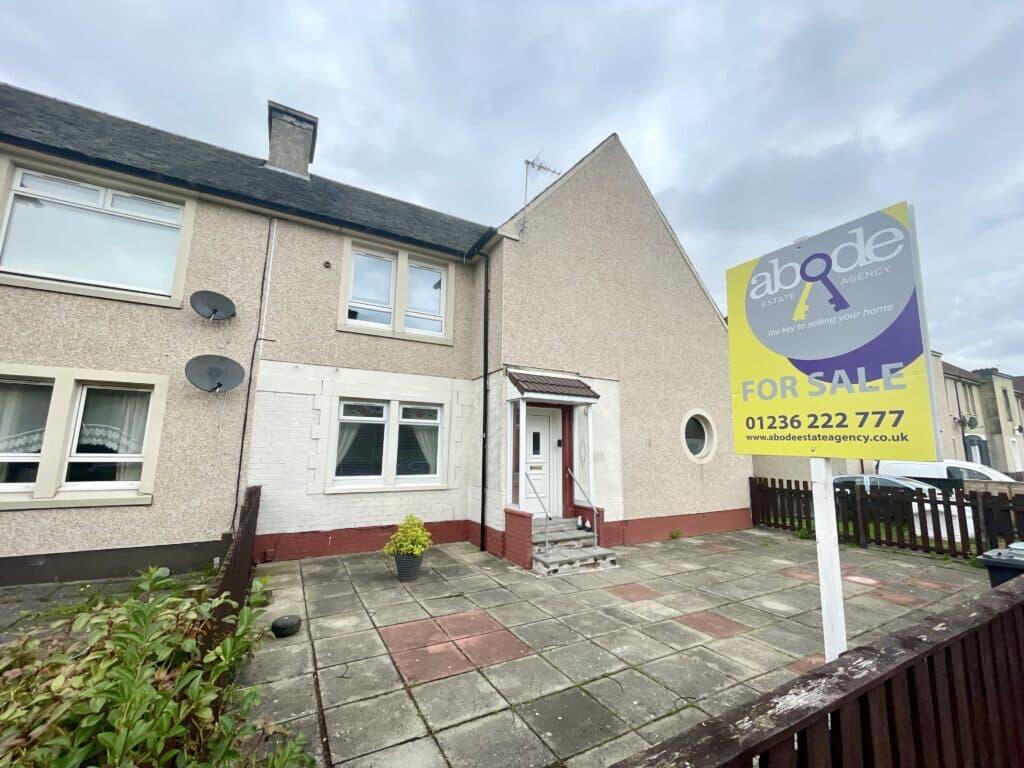 2 bedroom flat for sale in Queens Crescent, Chapelhall, Airdrie, ML6