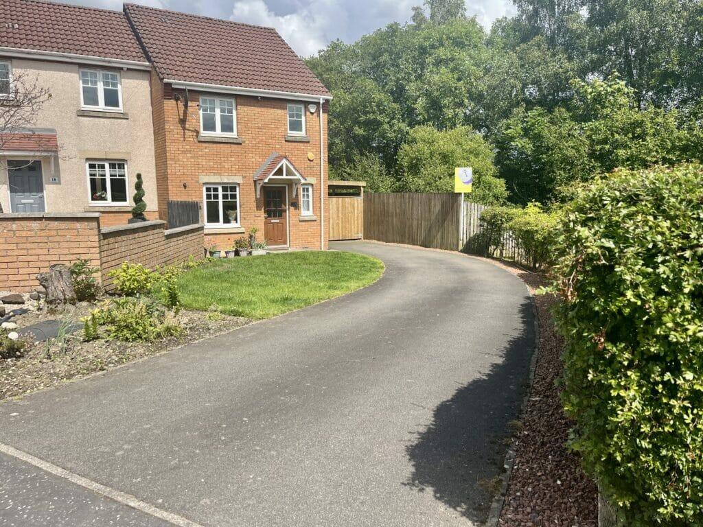 3 bedroom semidetached villa for sale in Sherwood Road, Glenboig, ML5