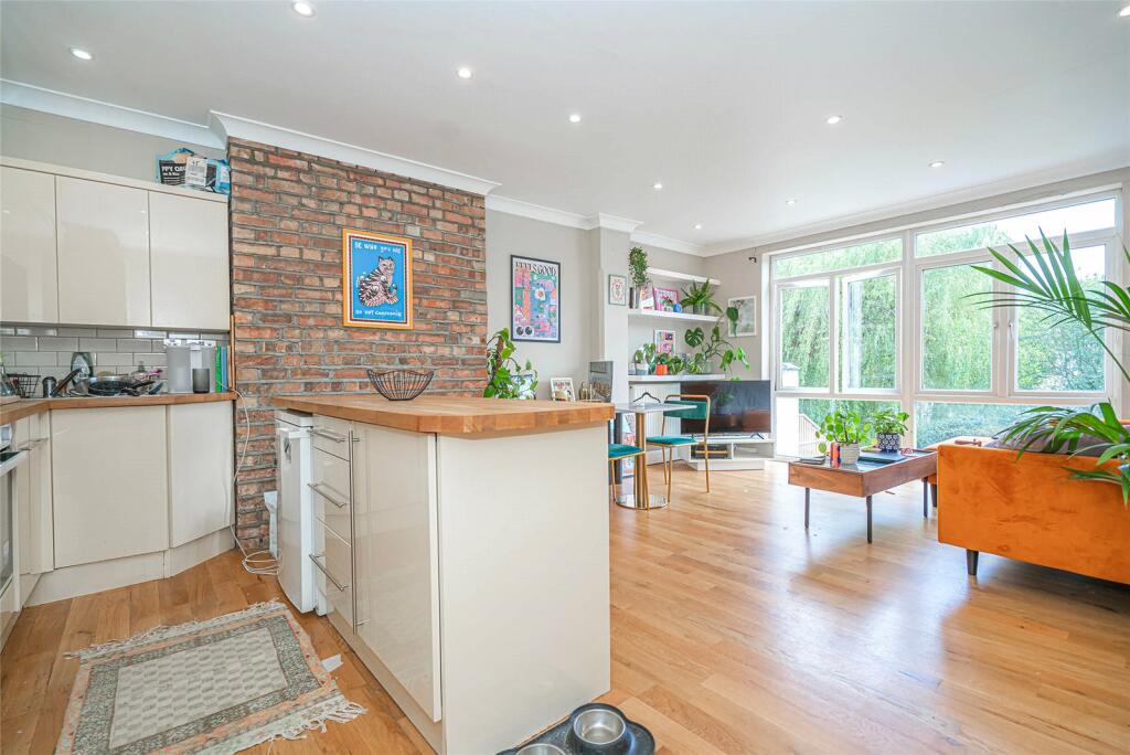 Main image of property: Donovan Avenue, London, N10