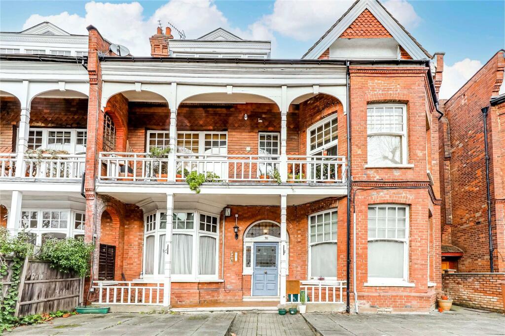 Main image of property: Queens Avenue, Muswell Hill, London, N10