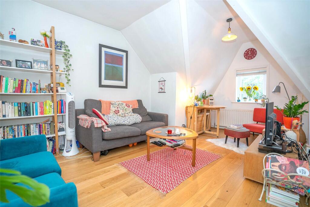 Main image of property: Colney Hatch Lane, London, N10