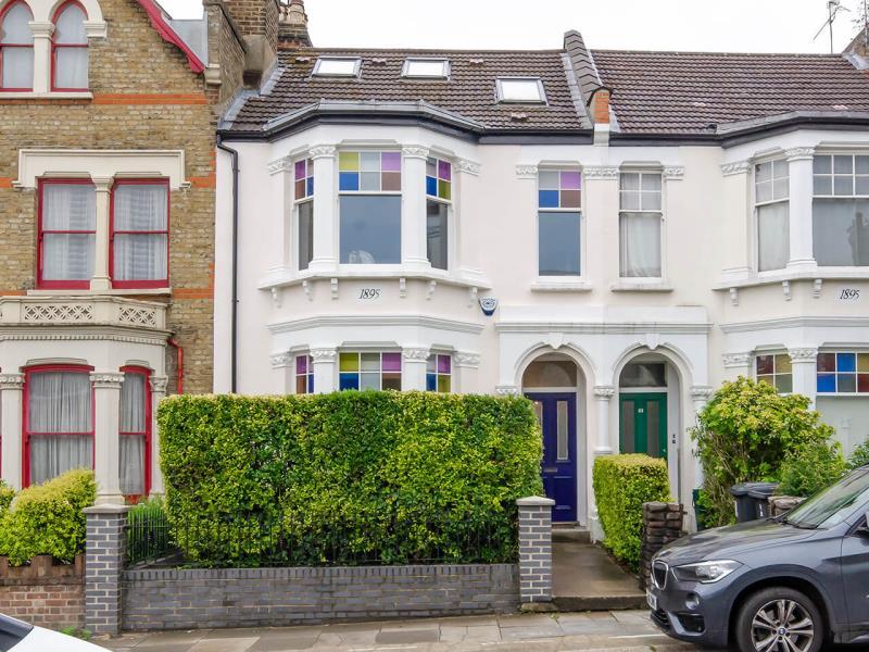 4 bedroom terraced house for sale in Alexandra Park, N22
