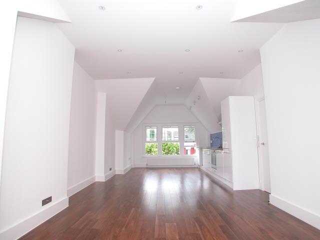 Main image of property: Muswell Hill Road