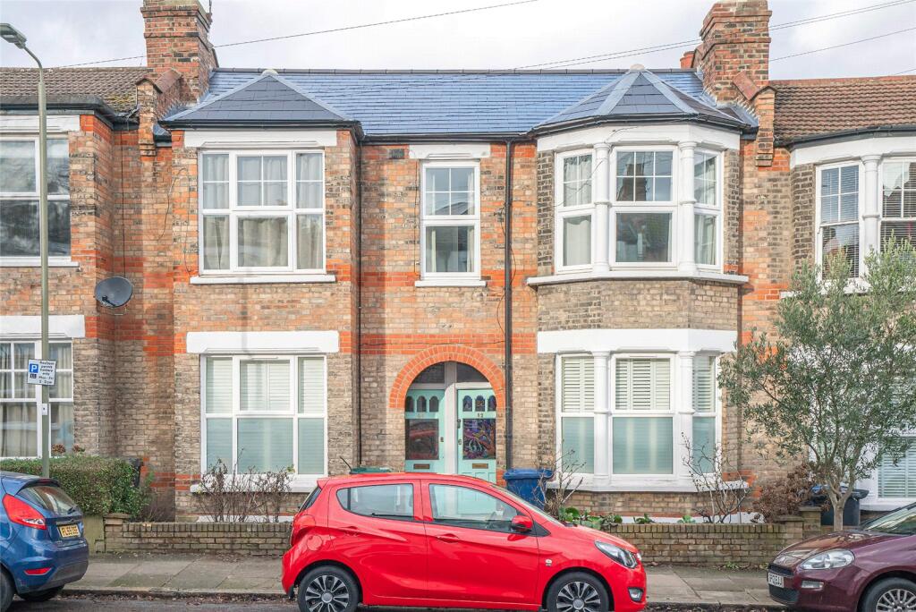Main image of property: Leslie Road, London, N2