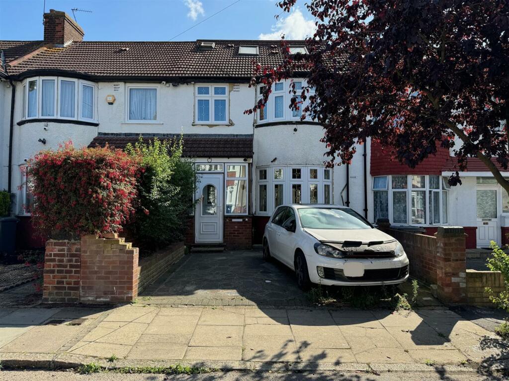 Main image of property: Kingsley Avenue, Southall