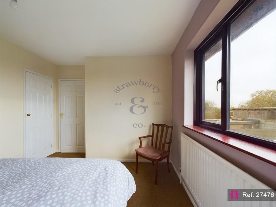 Additional property image - Spalding Close, Bristol