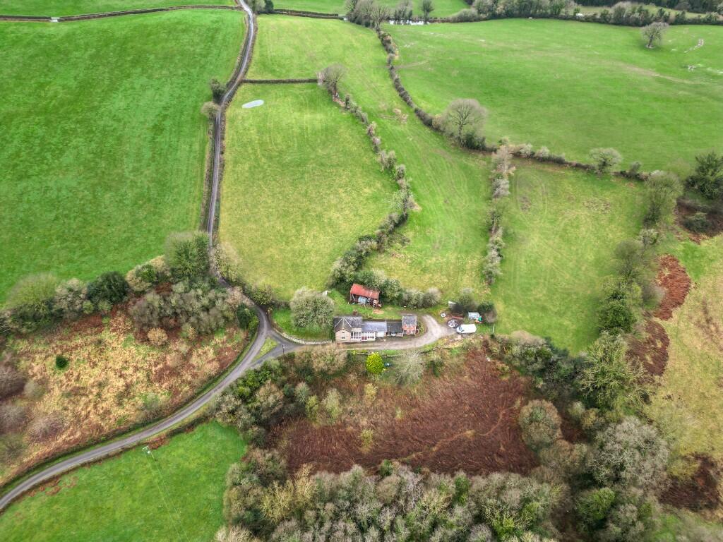 Main image of property: Snowdrop Hill Farm, Bryn Y Garreg, Flint Mountain