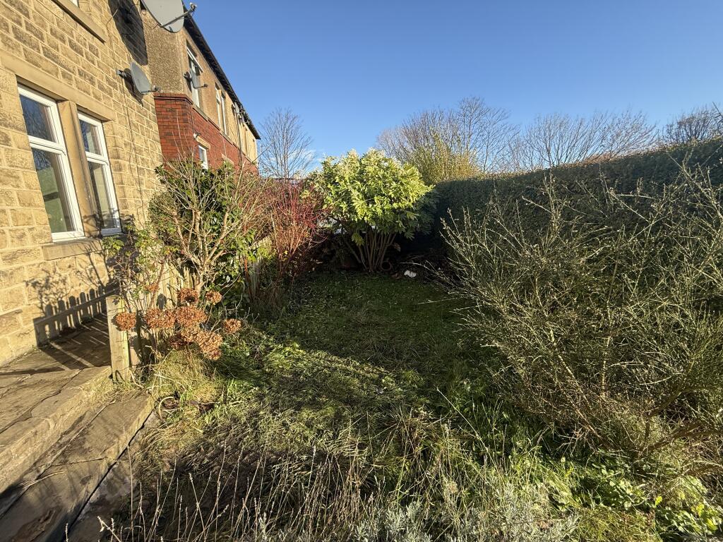 Main image of property: Scale Hill, HUDDERSFIELD