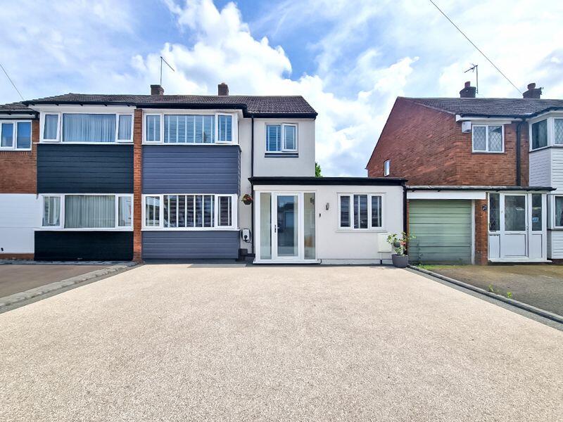 3 bedroom semidetached house for sale in Simmonds Road, Walsall, WS3