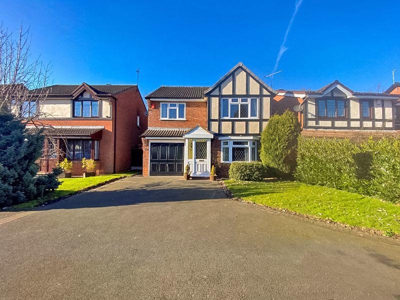 4 bedroom detached house for sale in Lindrick Close, Turnberry Estate