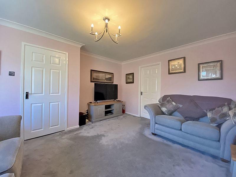 4 bedroom detached house for sale in Lindrick Close, Turnberry Estate