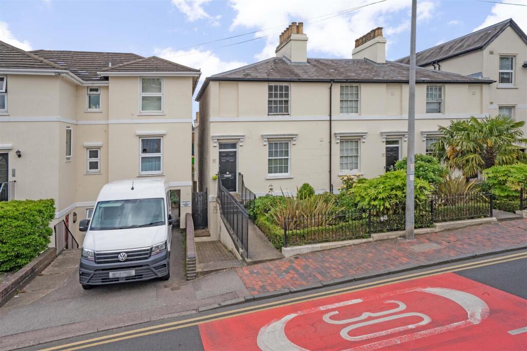 Main image of property: Garden Road, Tunbridge Wells