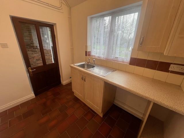 Additional property image - Ashby Road, Tamworth, Staffordshire