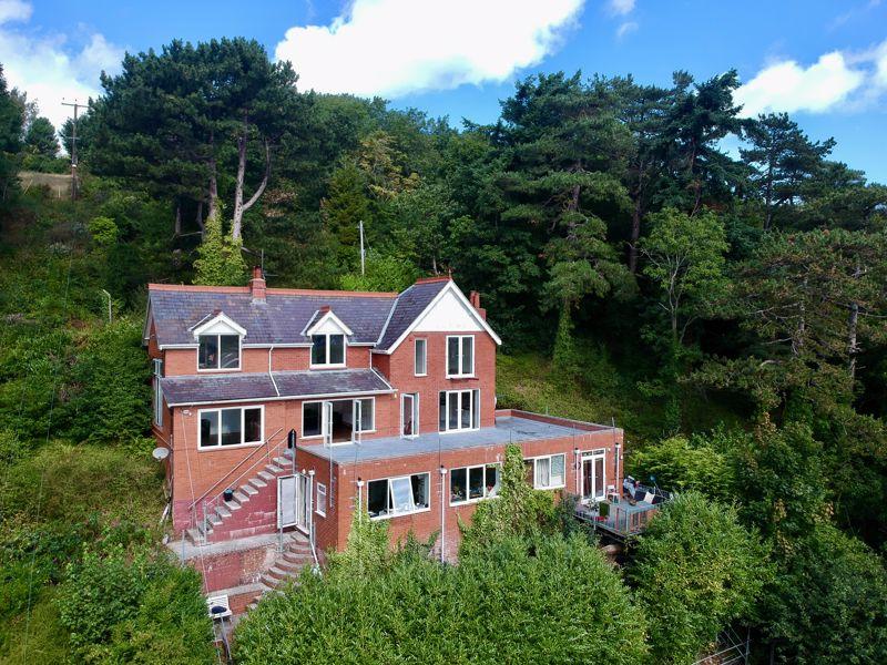 5 bedroom detached house for sale in Nant Y Glyn Road, Colwyn Bay, LL29