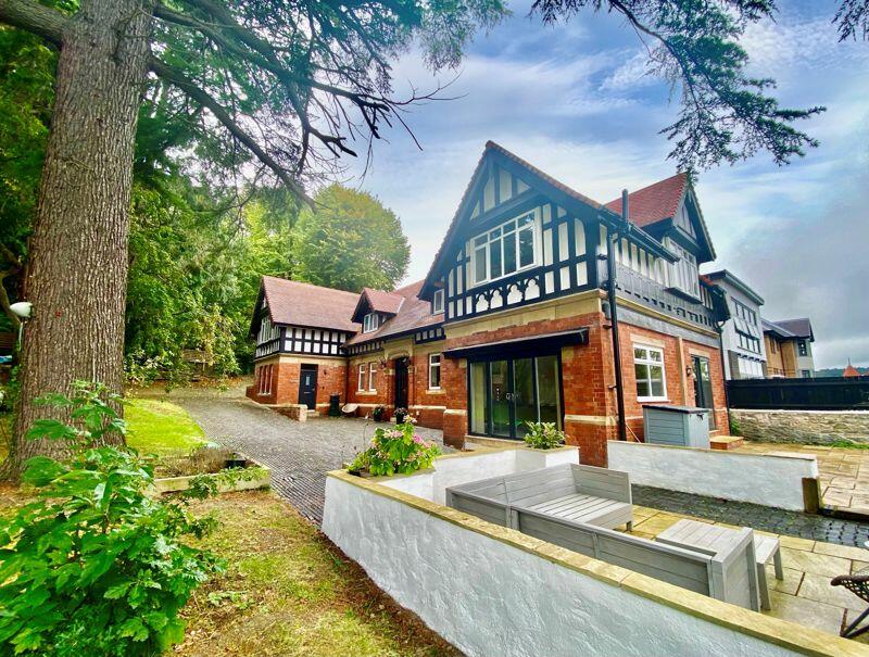 4 bedroom detached house for sale in Queens Drive, Colwyn Bay, LL29