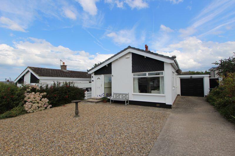 2 bedroom detached bungalow for sale in Malvern Rise, Rhos on Sea, LL28