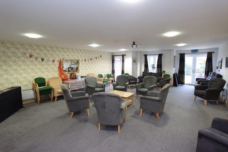 1 bedroom retirement property for sale in Abbey Road, Rhos on Sea, LL28