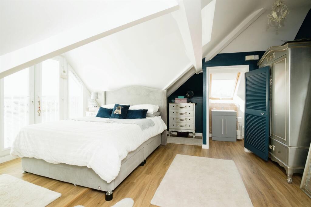 Additional property image - Ham Lane South, Llantwit Major