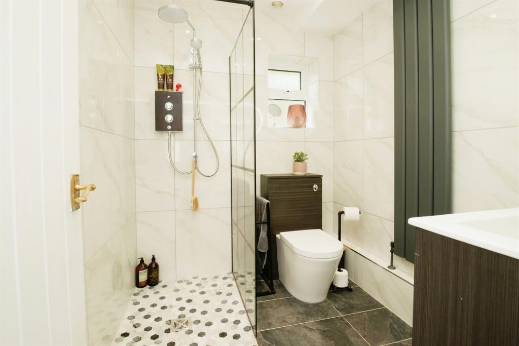 Additional property image - Ham Lane South, Llantwit Major