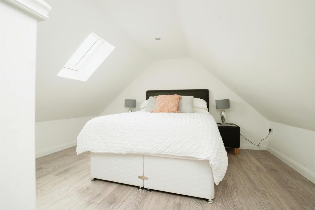 Additional property image - Ham Lane South, Llantwit Major