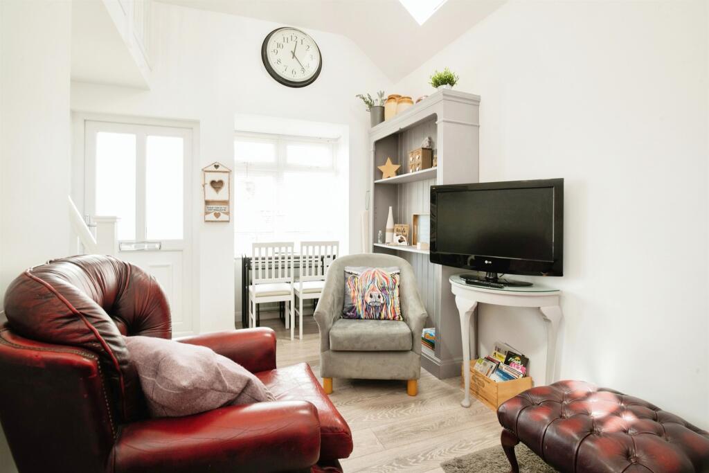 Additional property image - Ham Lane South, Llantwit Major