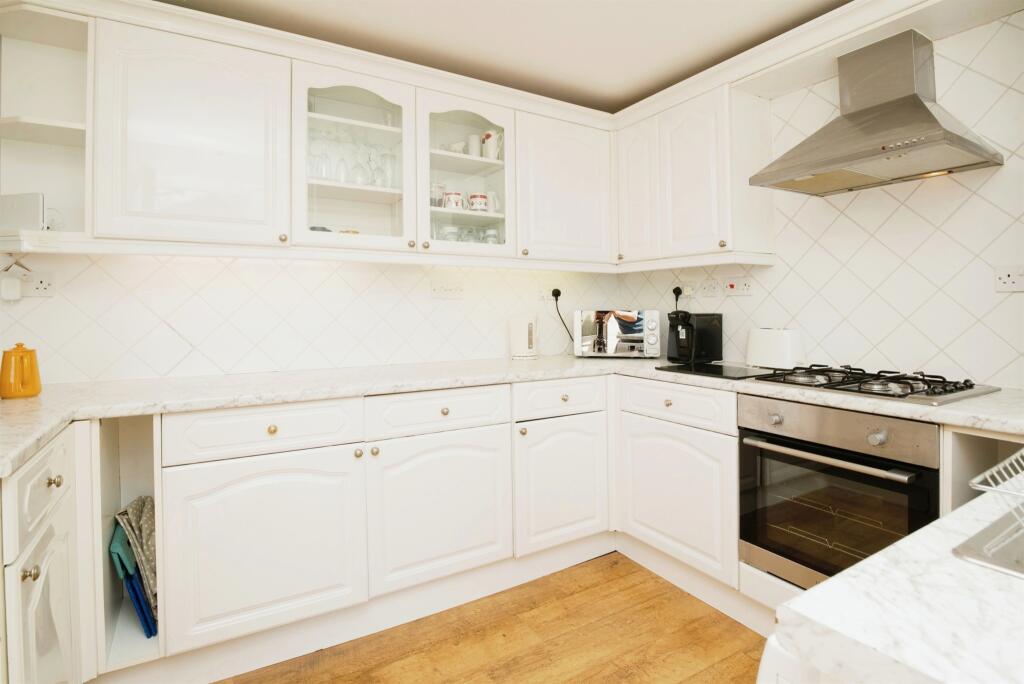 Additional property image - Seaview Drive, Ogmore-By-Sea, Ogmore By Sea