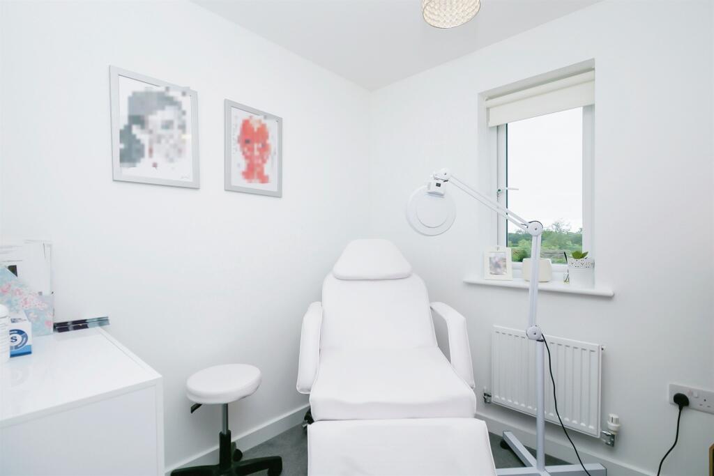 Additional property image - Plasnewydd Walk, LLANTWIT MAJOR