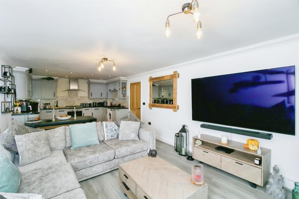 Additional property image - Colhugh Street, Llantwit Major
