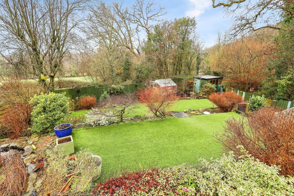 Additional property image - Duffryn Crescent, Peterston-Super-Ely, Cardiff