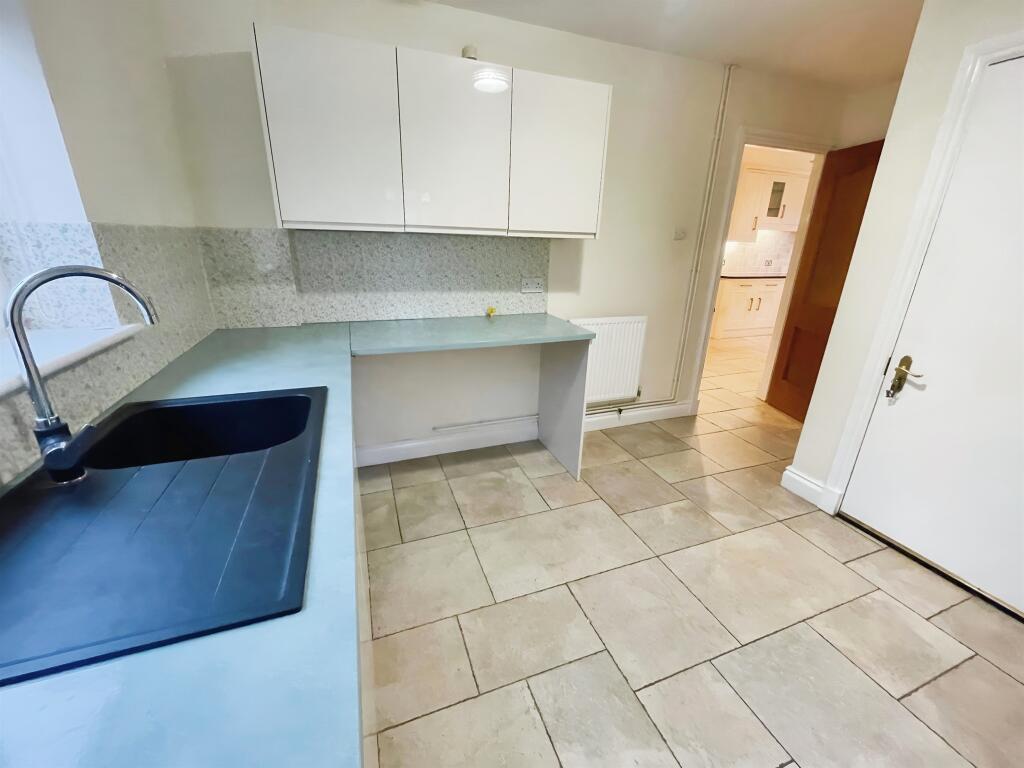 Additional property image - Duffryn Crescent, Peterston-Super-Ely, Cardiff