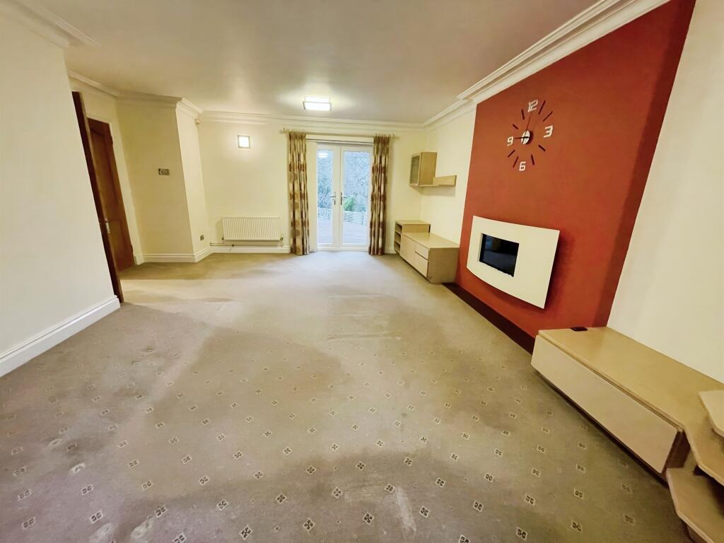 Additional property image - Duffryn Crescent, Peterston-Super-Ely, Cardiff