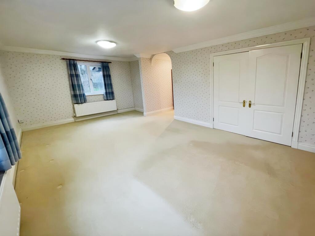 Additional property image - Duffryn Crescent, Peterston-Super-Ely, Cardiff