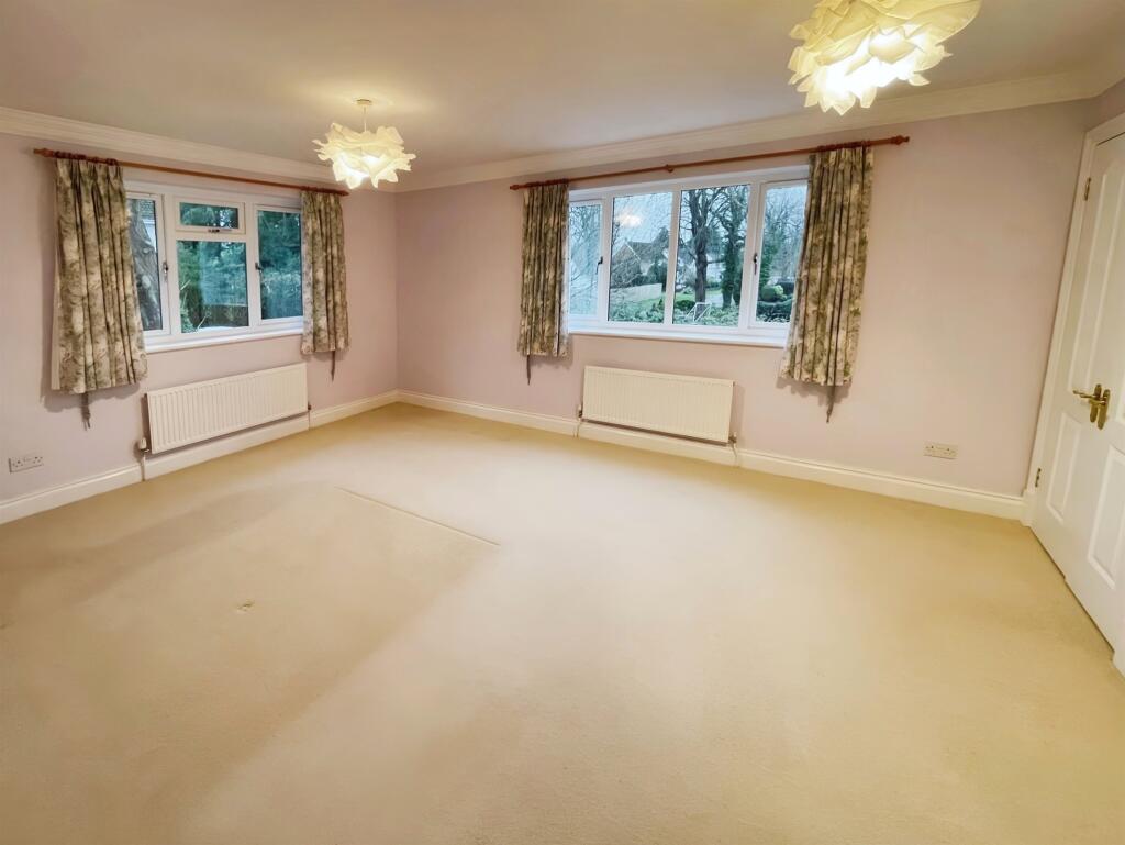 Additional property image - Duffryn Crescent, Peterston-Super-Ely, Cardiff