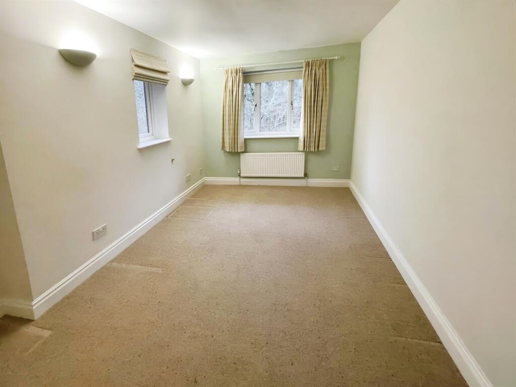 Additional property image - Duffryn Crescent, Peterston-Super-Ely, Cardiff
