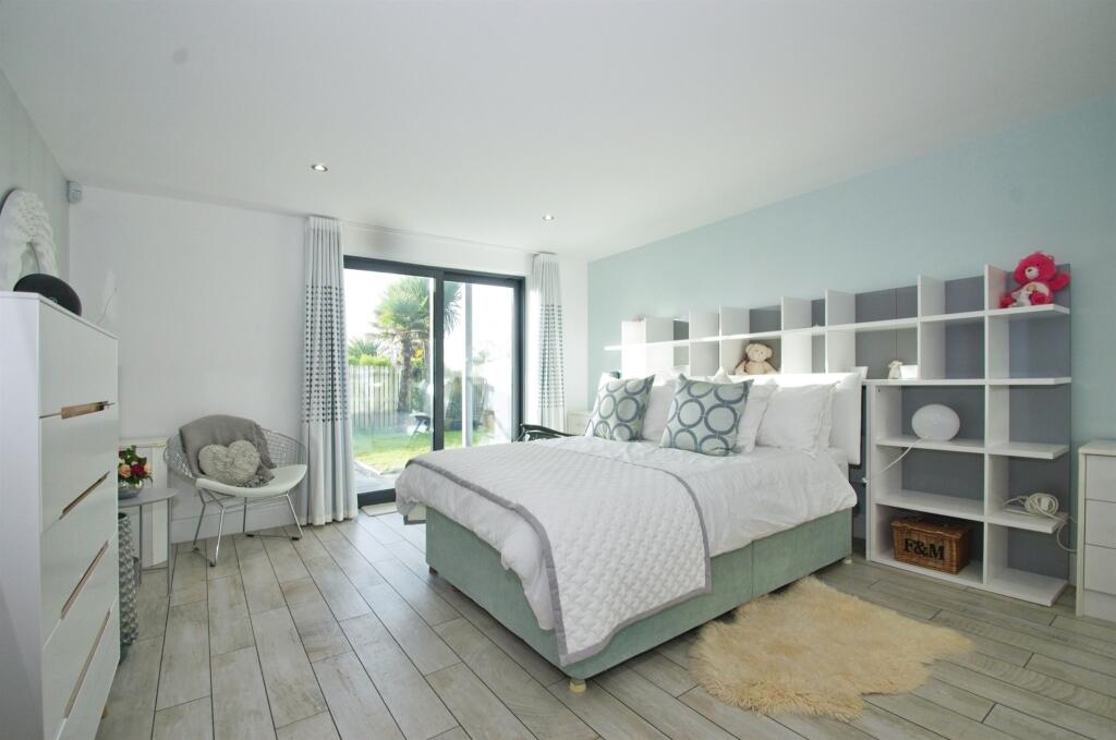 Additional property image - Craig Yr Eos Avenue, Ogmore-By-Sea, Vale Of Glamorgan